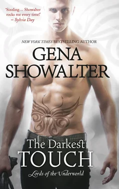 Gena Showalter The Darkest Touch обложка книги