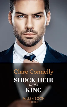 Clare Connelly Shock Heir For The King обложка книги