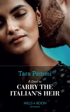 Tara Pammi A Deal To Carry The Italian's Heir обложка книги