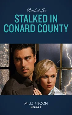 Rachel Lee Stalked In Conard County обложка книги