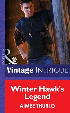Aimee Thurlo Winter Hawk's Legend обложка книги
