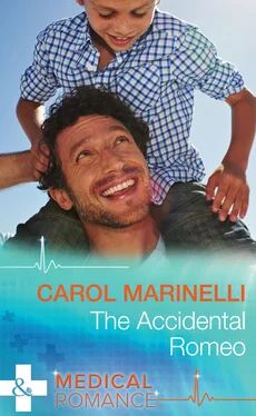 Carol Marinelli The Accidental Romeo обложка книги