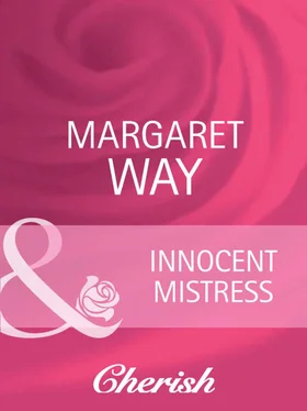 Margaret Way Innocent Mistress обложка книги