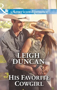 Leigh Duncan His Favorite Cowgirl обложка книги