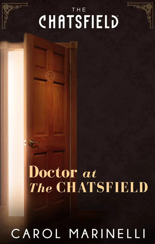 Step behind the hotel room doors of the Chatsfield London Receptionist - фото 1