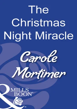 Carole Mortimer The Christmas Night Miracle обложка книги