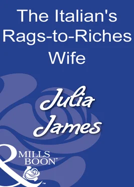 Julia James The Italian's Rags-To-Riches Wife обложка книги