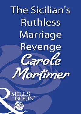 Carole Mortimer The Sicilian's Ruthless Marriage Revenge обложка книги