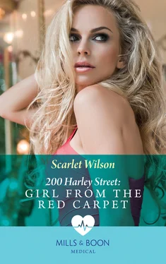 Scarlet Wilson 200 Harley Street: Girl from the Red Carpet обложка книги