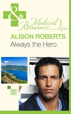 Alison Roberts Always The Hero обложка книги