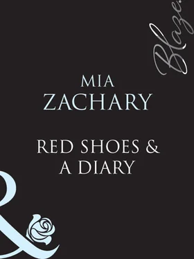 Mia Zachary Red Shoes and A Diary обложка книги