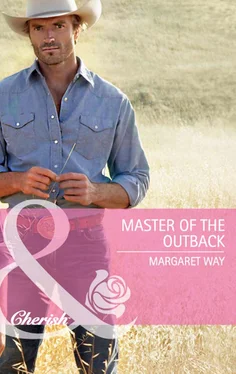 Margaret Way Master of the Outback обложка книги