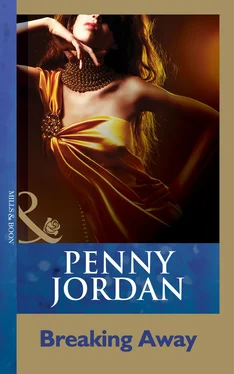 Penny Jordan Breaking Away обложка книги