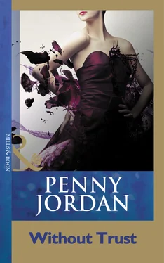 Penny Jordan Without Trust обложка книги