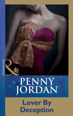 Penny Jordan Lover By Deception обложка книги