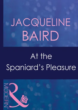 Jacqueline Baird At The Spaniard's Pleasure обложка книги