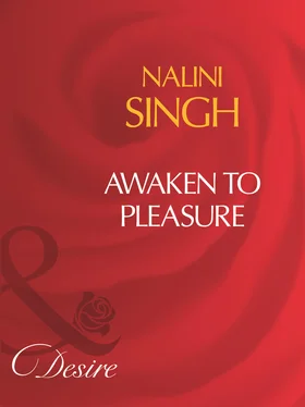 Nalini Singh Awaken To Pleasure обложка книги