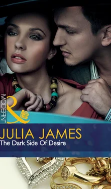 Julia James The Dark Side of Desire обложка книги