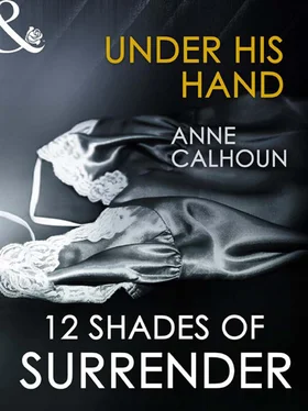 Anne Calhoun Under His Hand обложка книги