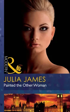 Julia James Painted the Other Woman обложка книги