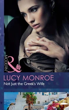 Lucy Monroe Not Just the Greek's Wife обложка книги