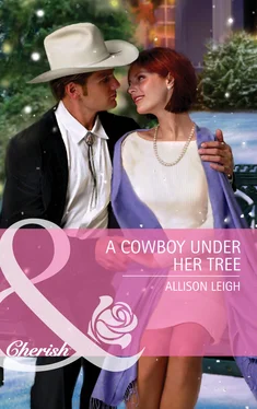 Allison Leigh A Cowboy Under Her Tree обложка книги