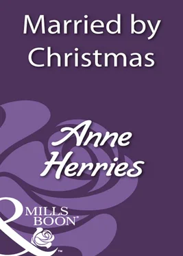 Anne Herries Married By Christmas обложка книги