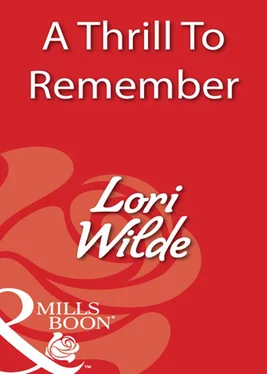 Lori Wilde A Thrill To Remember обложка книги