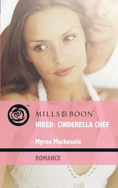 Myrna Mackenzie Hired: Cinderella Chef обложка книги