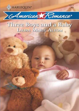 Laura Marie Three Boys and a Baby обложка книги