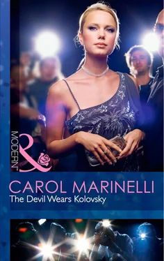 Carol Marinelli The Devil Wears Kolovsky обложка книги