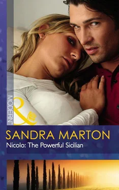 Sandra Marton Nicolo: The Powerful Sicilian обложка книги