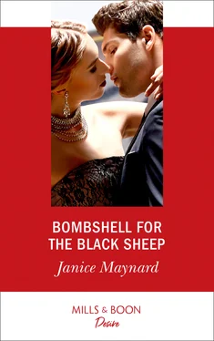 Janice Maynard Bombshell For The Black Sheep обложка книги