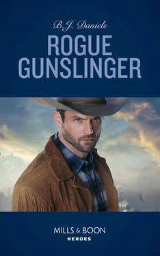 B.J. Daniels Rogue Gunslinger обложка книги