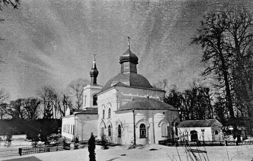 Никольская церковь в Щекине где был крещен Игорь Брал ножницы и удивительно - фото 6