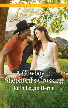 Ruth Logan A Cowboy In Shepherd's Crossing обложка книги