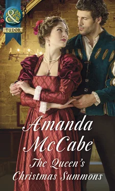 Amanda McCabe The Queen's Christmas Summons обложка книги