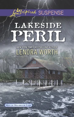 Lenora Worth Lakeside Peril обложка книги