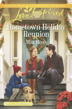 Mia Ross Hometown Holiday Reunion обложка книги