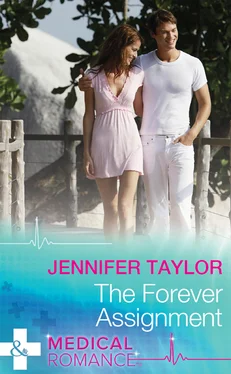 Jennifer Taylor The Forever Assignment обложка книги