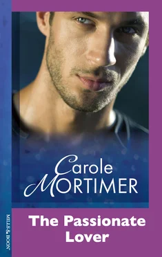 Carole Mortimer The Passionate Lover обложка книги
