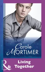 Carole Mortimer - Living Together