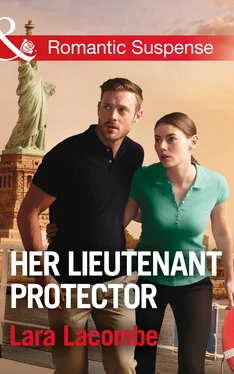Lara Lacombe Her Lieutenant Protector обложка книги