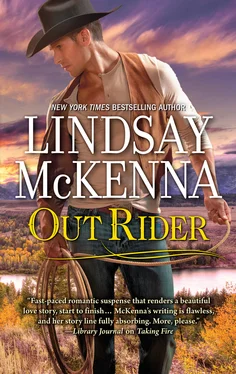 Lindsay McKenna Out Rider обложка книги