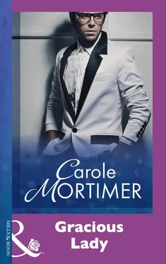Carole Mortimer Gracious Lady обложка книги