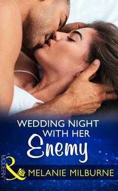 Melanie Milburne Wedding Night With Her Enemy обложка книги