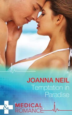Joanna Neil Temptation in Paradise обложка книги