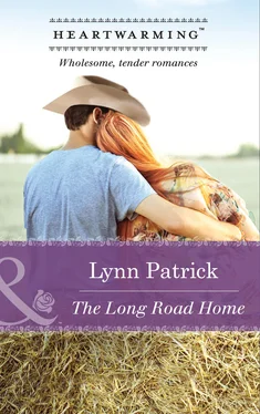 Lynn Patrick The Long Road Home обложка книги