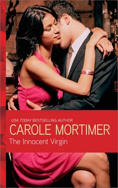 Carole Mortimer The Innocent Virgin обложка книги
