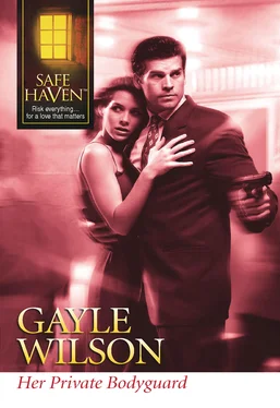 Gayle Wilson Her Private Bodyguard обложка книги